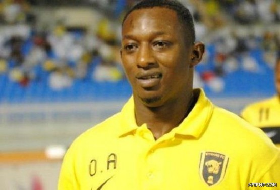 ضبط أسيوي تورط في بيع لوحات السيارات الخليجية