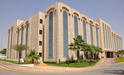 طالبات كليات محافظة الدوادمي يحتفلون بتخرجهم من جامعة شقراء