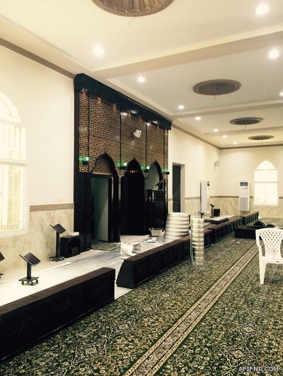 مصادر : 150 جامعاً ومسجداً بلا أئمة ومؤذنين بعفيف