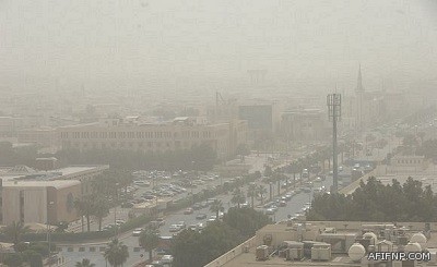 بلدية عفيف تغرم وتغلق عددً من المحلات التجارية