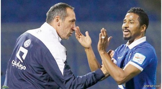 هوارد ويب: سأقضي على الصافرة الأجنبية في الملاعب السعودية