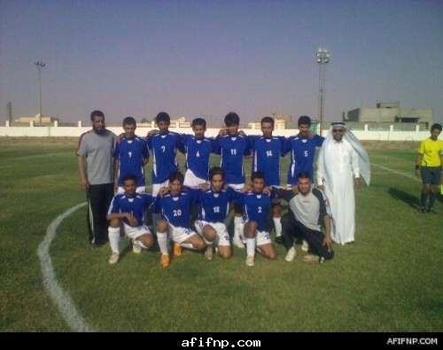 ابن عميره يحصل على درجة البكالوريوس