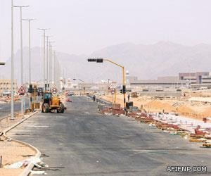 فتاة ثلاثينية تصفع شاباً قام بمعاكستها بمركز تجاري بحفر الباطن