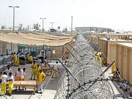 التحقيق في استيلاء رجل أعمال شهير على شارعين ومواقف وبناء مجمع تجاري عليهم قبل 35 عاماً