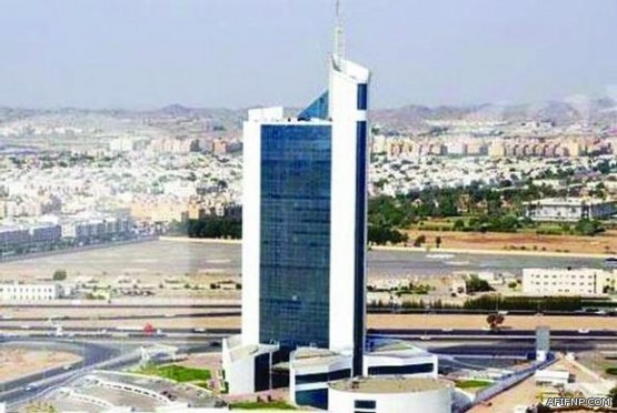 وفاة وإصابة 5 أشخاص من عائلة إماراتية بالمملكة ونقلهم إلى وطنهم بطائرة حربية