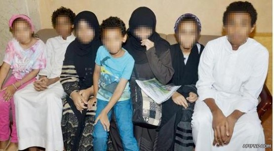 مطالبات بحجب مكافآت طلاب الجامعات في التخصصات النظرية لدفعهم للتحول لـ”العملية”