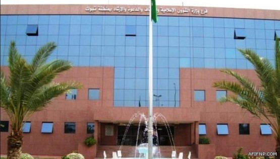 “العمل”: نؤيد إغلاق المحال الـ9 ليلاً.. ونستعد لرفع التنظيم المقترح للجهات العليا