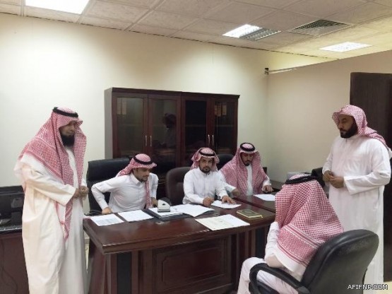 مدني عفيف يسيطر على حريق شب بإحدى الورش الصناعية