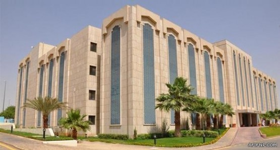 ولي ولي العهد يلتقي الطلبة السعوديين بالصين ويلتقط صور “سيلفي” معهم