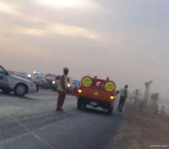 كلية إدارة الأعمال تعلن عن أقامة دورات تدريبية لطلابها