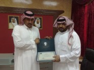 تشابك بالايدي بين موظف ومسؤول الرواتب بالشركة المشغلة لمستشفى عفيف