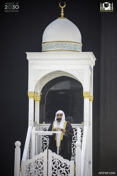 متهم بالتحريض على ولاة الأمر طالب سابقاً بقتل إحدى مشاهير مواقع التواصل بدعوى أنها “مرتدة”