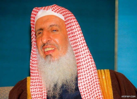 خالد الفيصل يوجه بالتحقيق في تطاول وافد عربي بألفاظ مسيئة في “فيديو” متداول