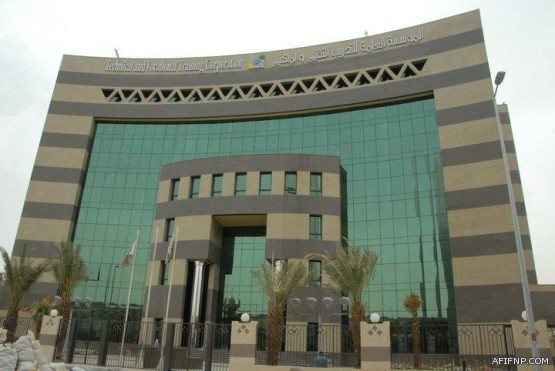 الرياض: الإطاحة بجانيين اعتديا على موظف في مقر عمله وسرقا أموالا.. والضحية يتوفى متأثراً بجراحه‎