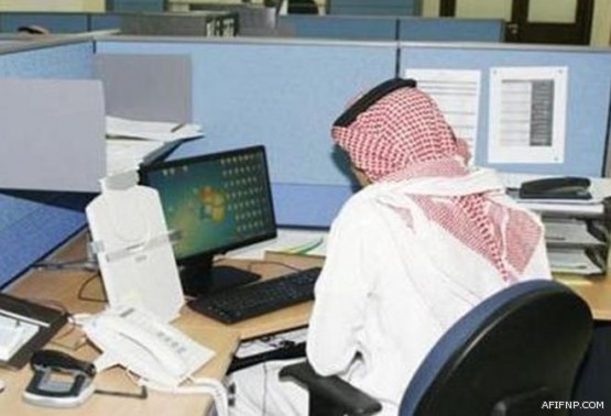 مدارس أهلية تجبر المعلمين السعوديين على ملاحقة أولياء أمور في مقار عملهم يومياً لتحصيل الأقساط المتأخرة