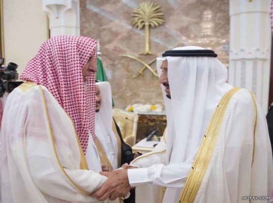 مستشار الديوان الملكي يفند ادعاءات الإعلام القطري