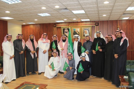 في عفيف.. مطمر النفايات يغزو جيرانه بالأكياس المتطايرة ويهدد البيئة والسكان