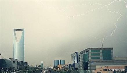 النيابة العامة: بدء التحقيقات والمرافعات مع المتهمين في قضايا الفساد.. ومحاكمة بعضهم أمام دوائر “الإرهاب”