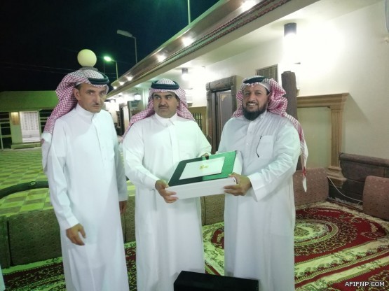 النفيعي يهنئ منسوبي نادي عفيف لتأهلهم للدرجة الثانية