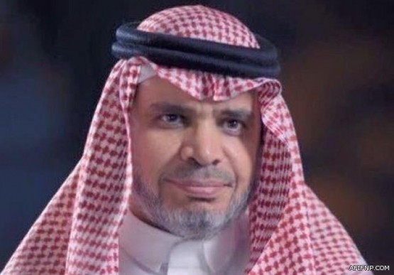 النفيعي يتفقد مركز االحي المتعلم للشهيد ناصر العطاوي بالثانوية الخامسة بمحافظة عفيف