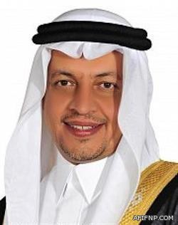 مدير تعليم عفيف يهنئ المغيري لحصوله على درجة الماجستير