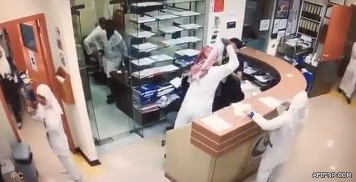 بعد عرض أولى حلقات “العاصوف”.. ناصر القصبي: “اللهم اكفني شر المدرعمين المنفلتين”
