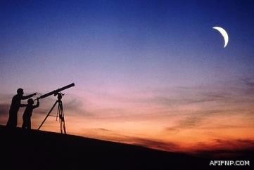 الإطاحة بتشكيل عصابي من 6 مقيمين تورطوا في سرقة أموال وبضائع ومركبات بالرياض