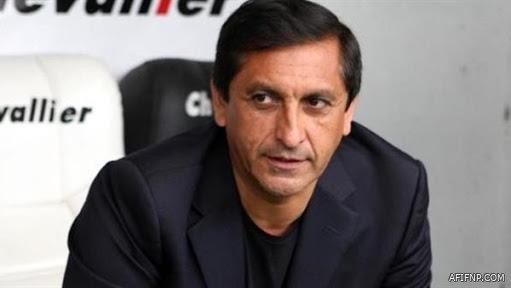 فيديو.. محلل رياضي إماراتي يتعرض للإغماء على الهواء بعد نوبة بكاء فرحاً بتأهل منتخب بلاده