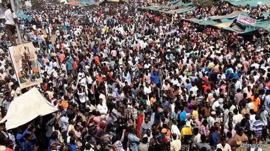 الكويت: الحبس 3 سنوات لسعودي أوهم كويتياً بأنه فتاة وابتزه بصور إباحية مفبركة