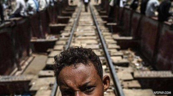 عفيف.. أهالٍ في ورطة ويطالبون “التعليم” بعدم إغلاق مدارسهم