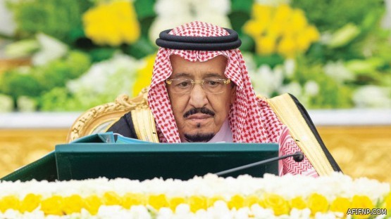 خادم الحرمين يوّجه بتمديد صرف بدل غلاء المعيشة لسنة إضافية
