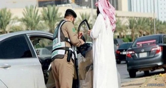 «حساب المواطن» يرد على مواطن راتبه 15 ألف ريال ويتهم البرنامج بعدم العدل