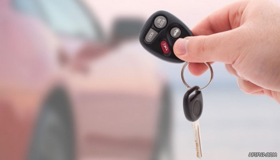 مدى إمكانية اصطحاب أحد التابعين في حال كان لديك تصريح خروج