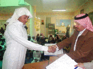 وفاة شخص واصابة ثلاثة  في حادث إنقلاب باالقرب من الحوميات ( باالصور )