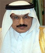 شاب يباغت مسافرة ويخطف شنطتها اليدوية بجوار فندق زمزم