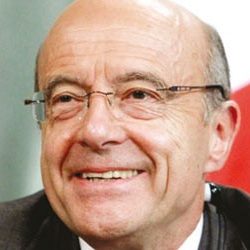 الأمير تركي بن عبدالله يتوج شاعر الملك هذه الليله في الحلقة الاخيرة