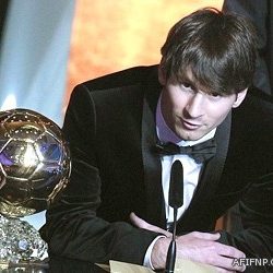 إحالة المصري ساويرس للمحاكمة بتهمة ازدراء الإسلام برسوم “ميكي ماوس”